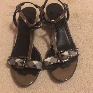 Burberry kitten heel sandals